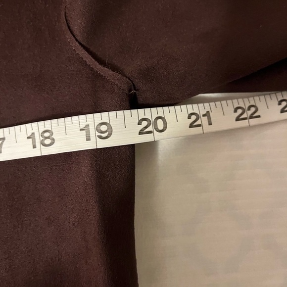 Truth by Republic Oversized Rich Brown Suede Shacket Gold Snaps, size XS - Picture 6 of 7